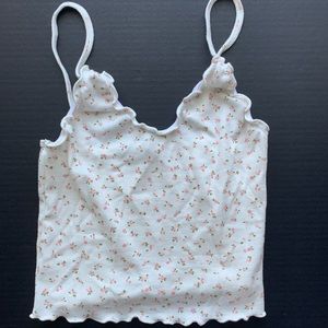 NWOT white ruffle nicolette with flowers